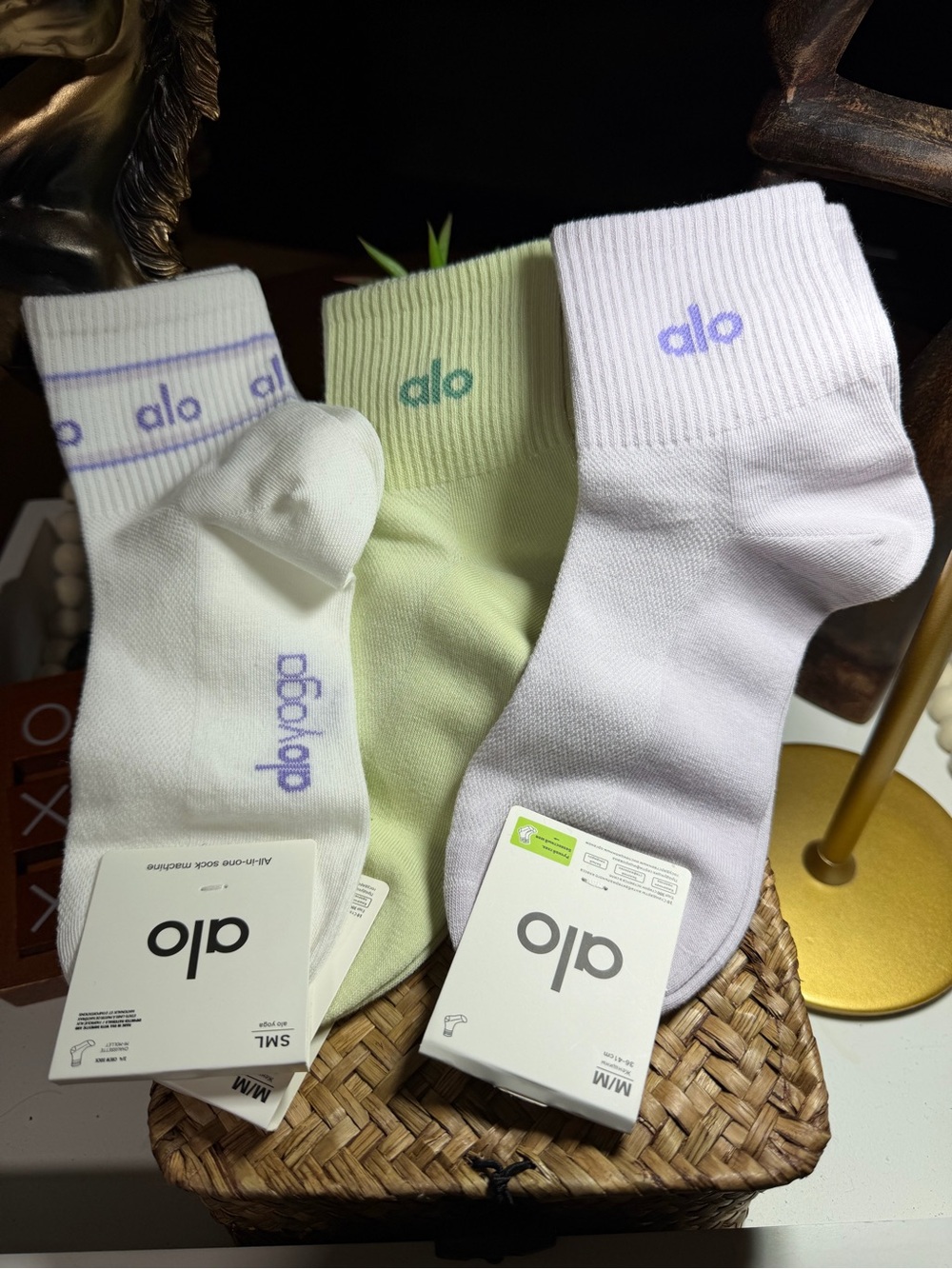 ALO Yoga Low-Cut Athletic Socks in White, Light Green, light Lavender